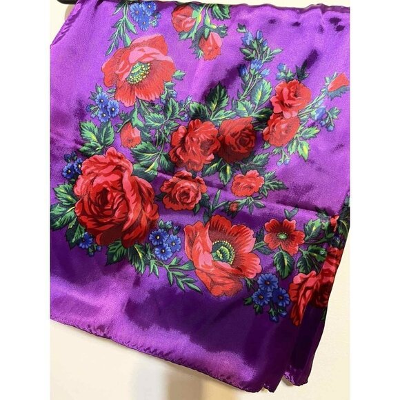 EXCLUSIVE DESIGN women's classic purple scarf Square with a flower - Picture 2 of 4